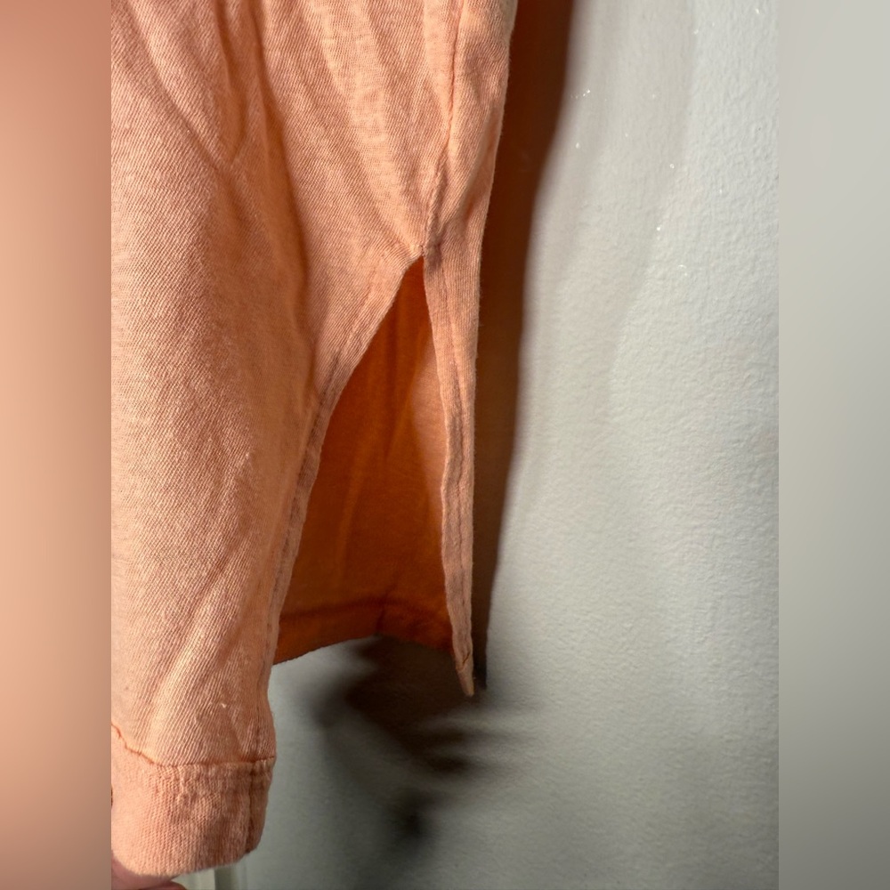 American Eagle Basic V Neck Oversized Top NWT - image 6